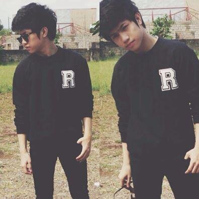 ❤ Fangirling is our JOB and Ranz Kyle is our WORLD. ❤ Created: 05/05/14 ❤
@PamelaaaNicole @Aishaoneraz @kimpesado @ranzkyle ❤