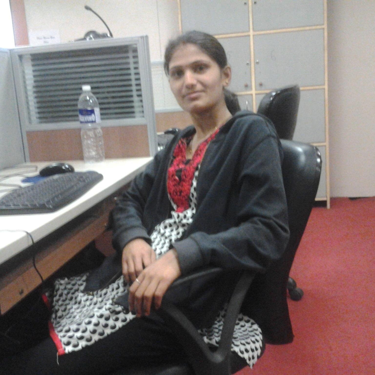 sushmahagare's profile picture. 