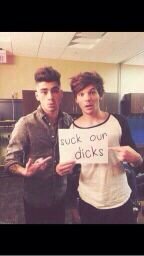 Please FOLLOW @NarryLou_Boobs She just gave you a FREE FOLLOW if you already follow @NarryLou_Boobs then ily ♡