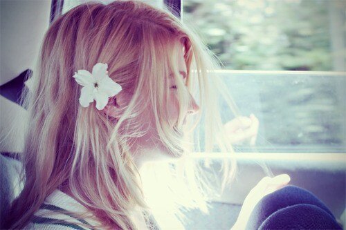 in love with a fairytale .
one direction pls follow  ✌