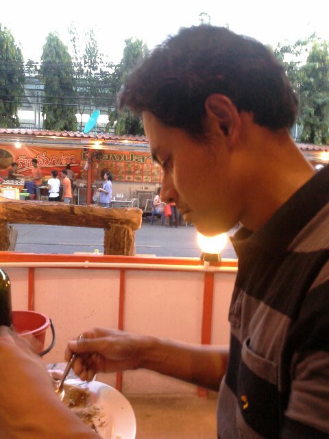 worawit2515's profile picture. 