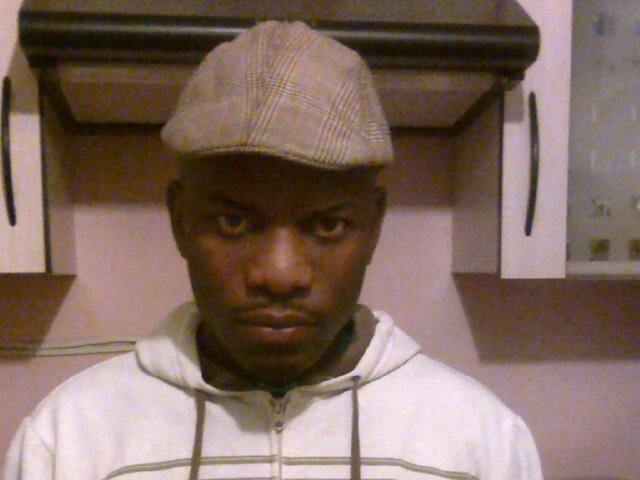 madumana_22208's profile picture. I love 2 watch movies,news and sport I respect elders and women,yes I do drink alcohol bt I knw my responsibility