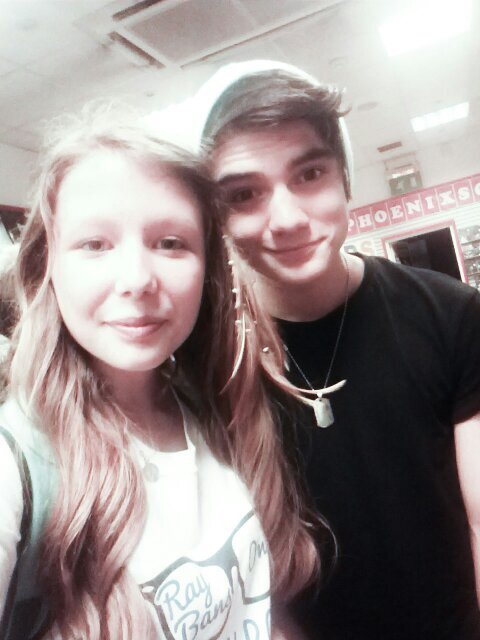 Casie_may_star's profile picture. equestrian mad. love music. ~m.a.d. ~one direction.  the vamps. cody simpson:*  any country music. ~ oh and food.