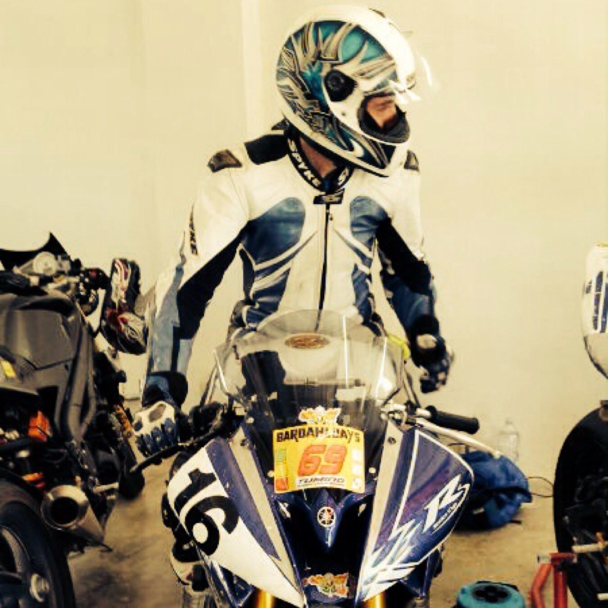 carlosidoti_'s profile picture. 