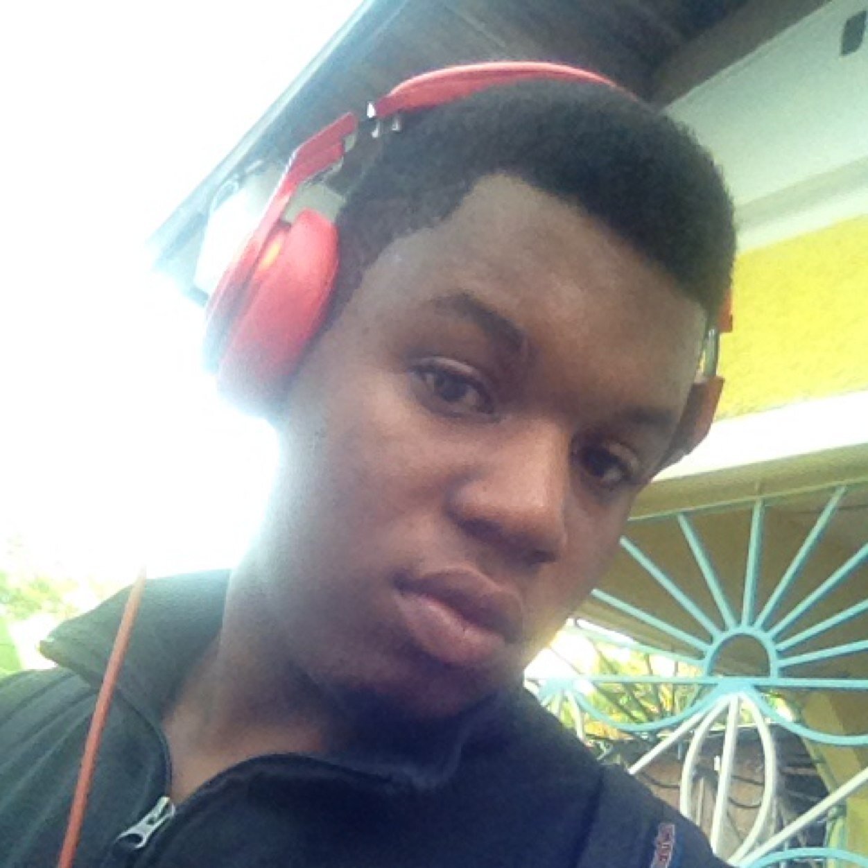 am a very straight forward person and am very easy to talk to...
Tables Turn Bridges Burn you Live and Learn