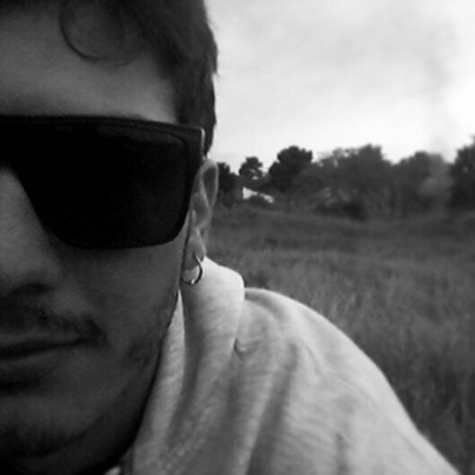 i'm blind to you!