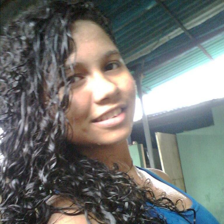 MariavalencMc's profile picture. capricornio....!  de Monagas - Venezuela. algo perfeccionista y confiada en que siempre hay una luz al final del túnel que alumbrara tu vida..!  =P