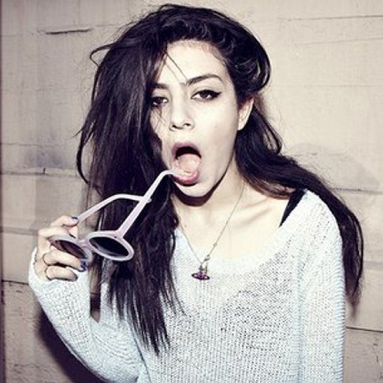 Hi am a massive fan of @charli_xcx work and i love her music my goal is to get a follow from her