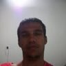 eu sou discreto ,amigo ,parceiro, tudo apesar de alguns defeitos  não sou de falar muita coisa quando for falar de algumas coisas falo mesmo