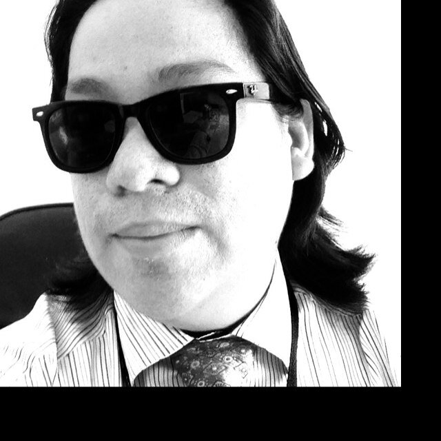 IT lecturer from SCT, I love my family, passion to teach, system developer, cuber, RC enthusiasts , gadget freak, Indi Artist/Composer, and skateboarding.