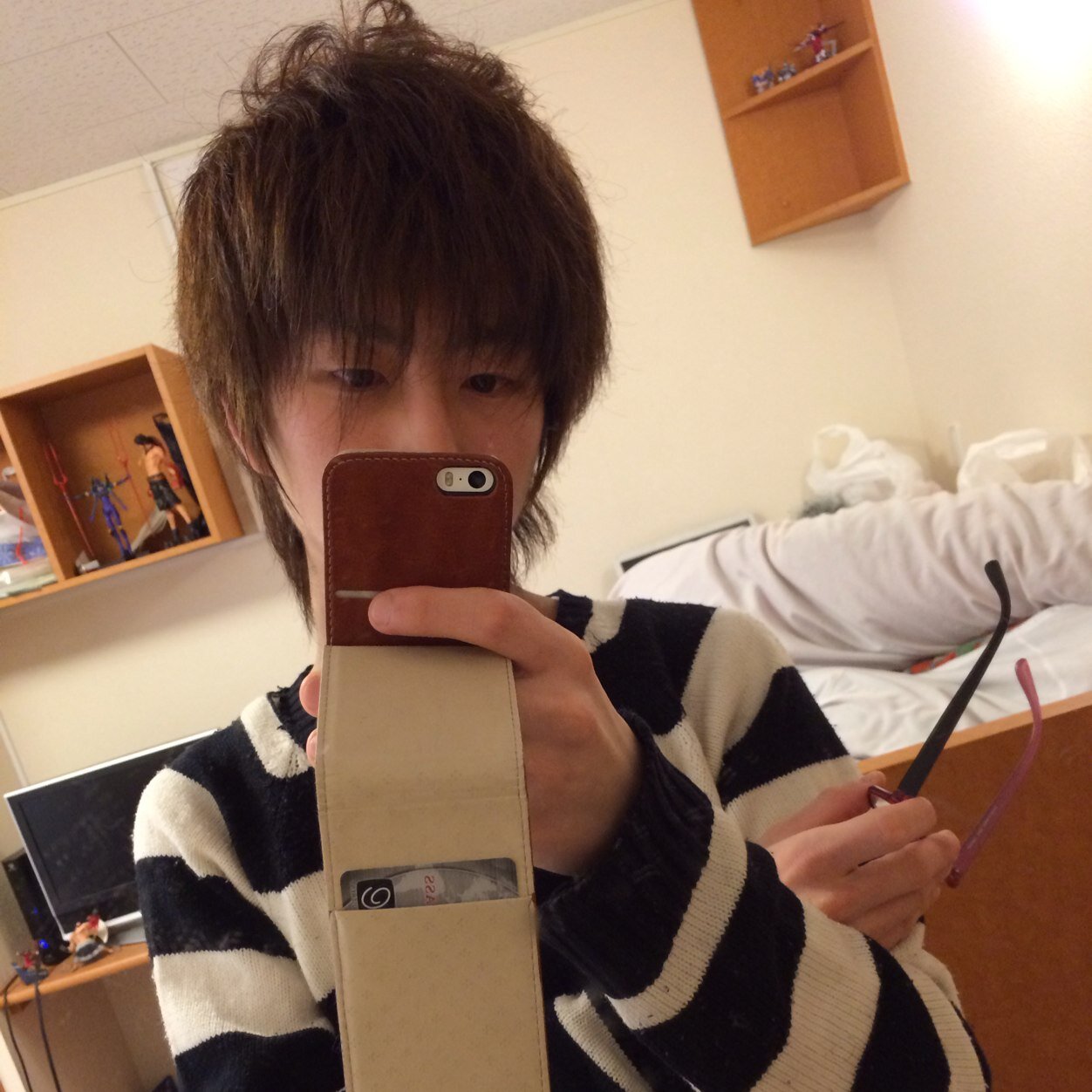 ゴジラ好きでABC推し ニコ生では福井のけんさんだとかプリンのけんさんって呼ばれてます ロベリア最推しです。統べ3解10賢