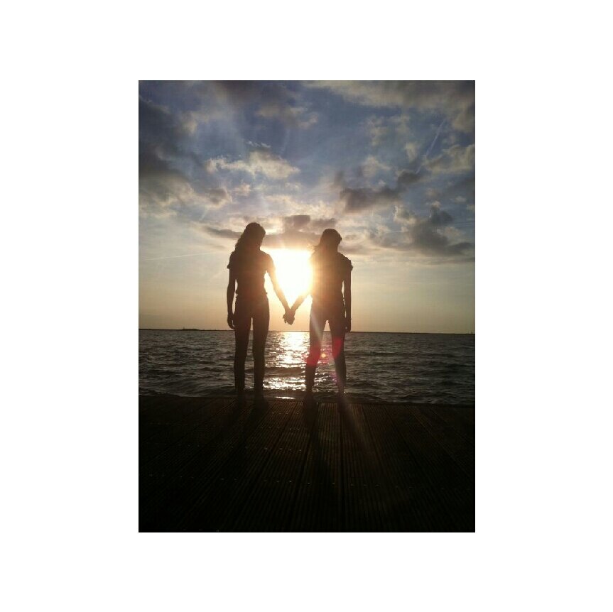insta; romeexo_