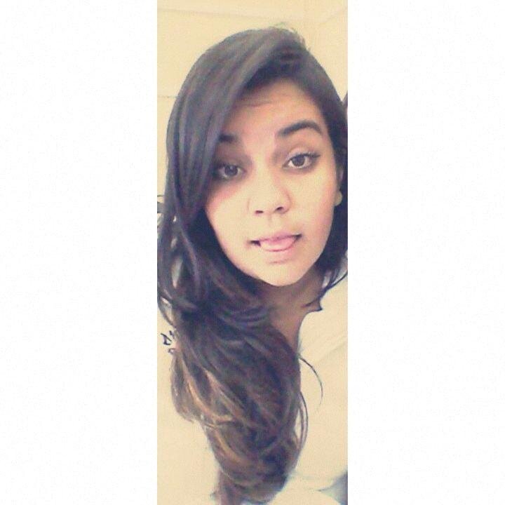 Se você me deseja o mal, eu te desejo o amor. Afinal cada um oferece aquilo que tem.