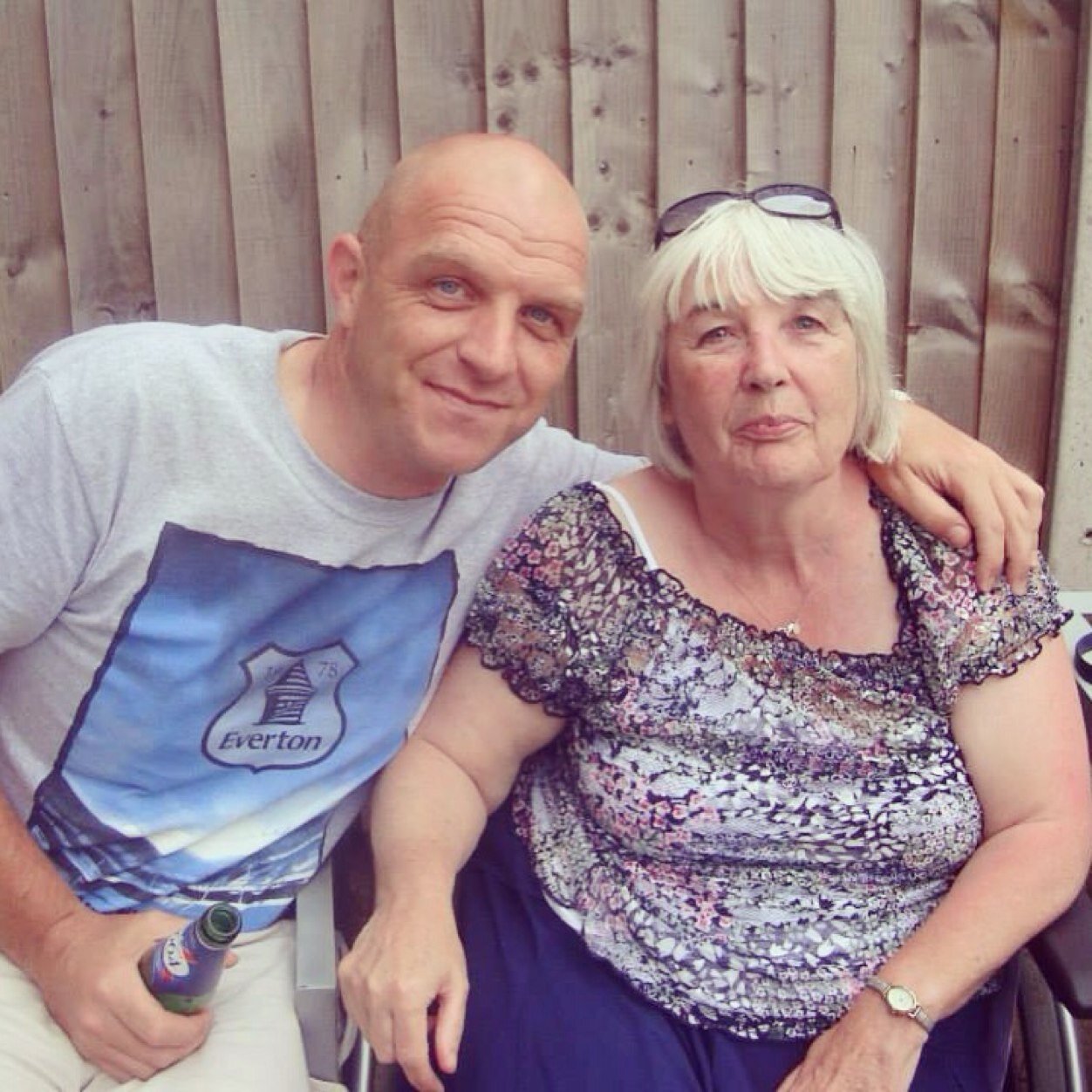 jayefc03's profile picture. Everton season ticket holder lower  street end coyb