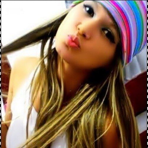 Linda e loira..
Te amuhh vida ....
Te amuhh família
Te amuhhh amigos
Te amuhhh môzim
Lucas lucco