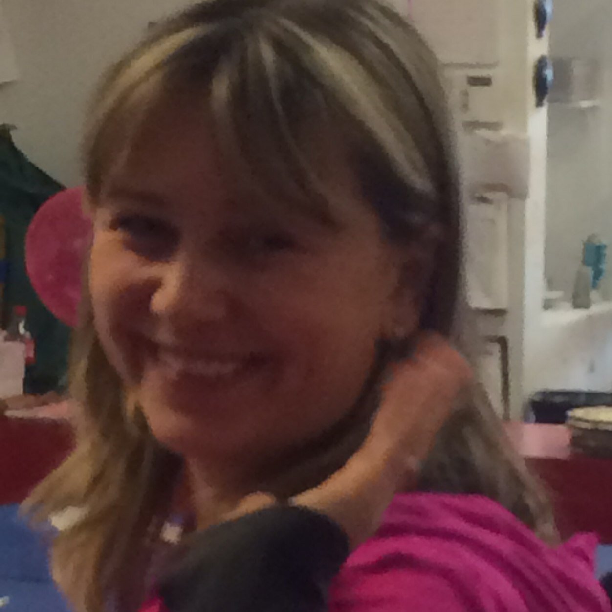 zeuss48_nadia's profile picture. SI VIS AMARI, AMA