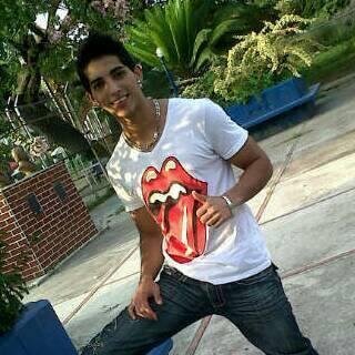 WilnSsos's profile picture. Si los borrachos estuvieran en el poder lo tendríamos todo doble. jajajaja