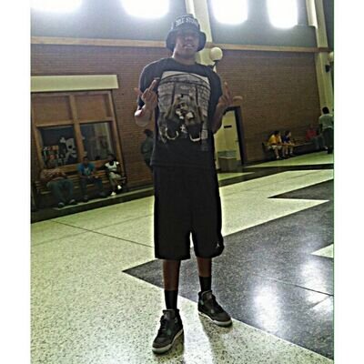 #TruuStoner I stay on Cloud9, I aint never sober..#BabyIm3Cool #ShadowmoorCrew #H!LL$iD3 #GasGas! #WoopNation #QCAddict #TrappaTurnedRappa #YoungThugger