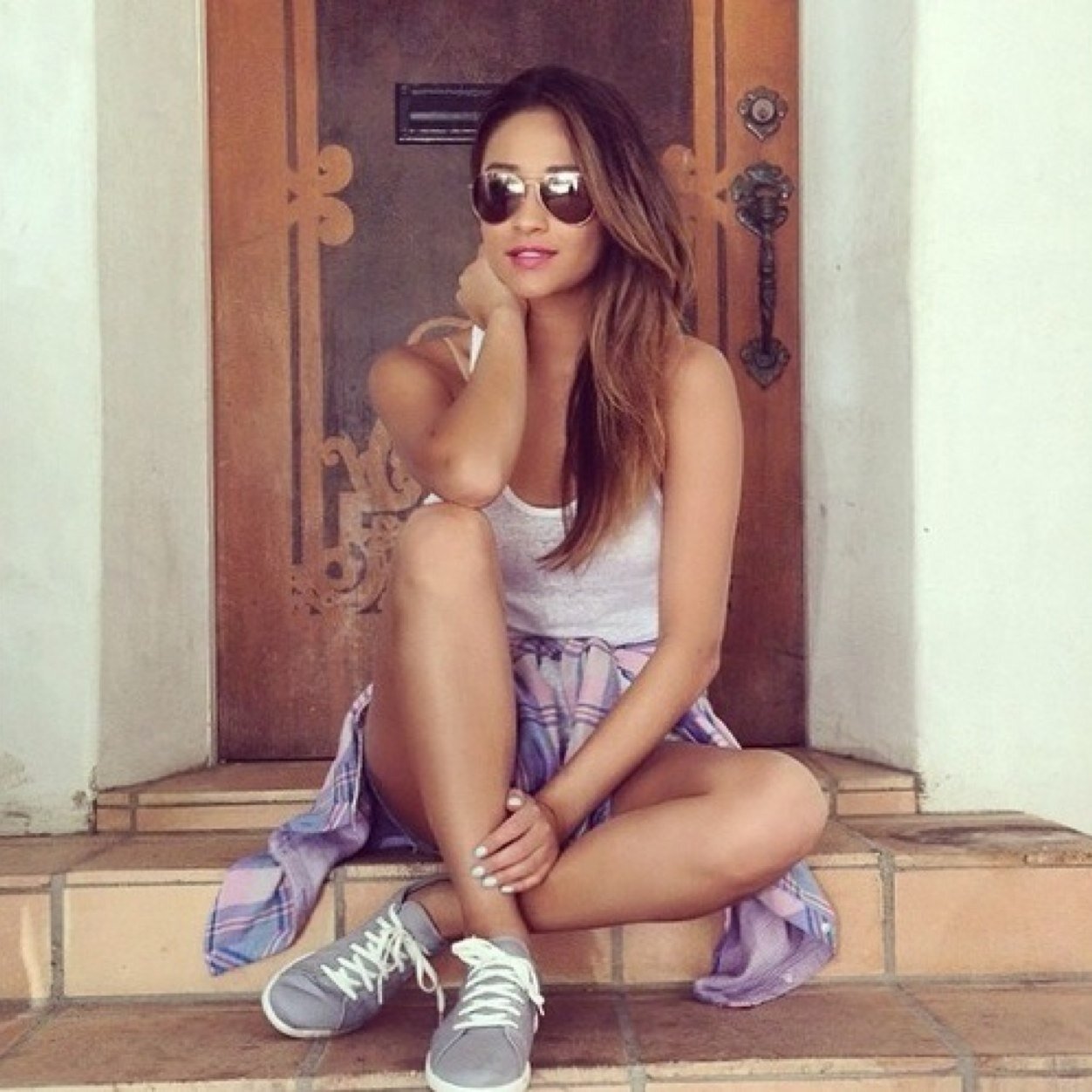 PLLisGoldA's profile picture. If you aint talking Shannon i dont wanna talk Ash replied 7/2/2013 • Troian replied 5/10/2014 • TEAM EMISON