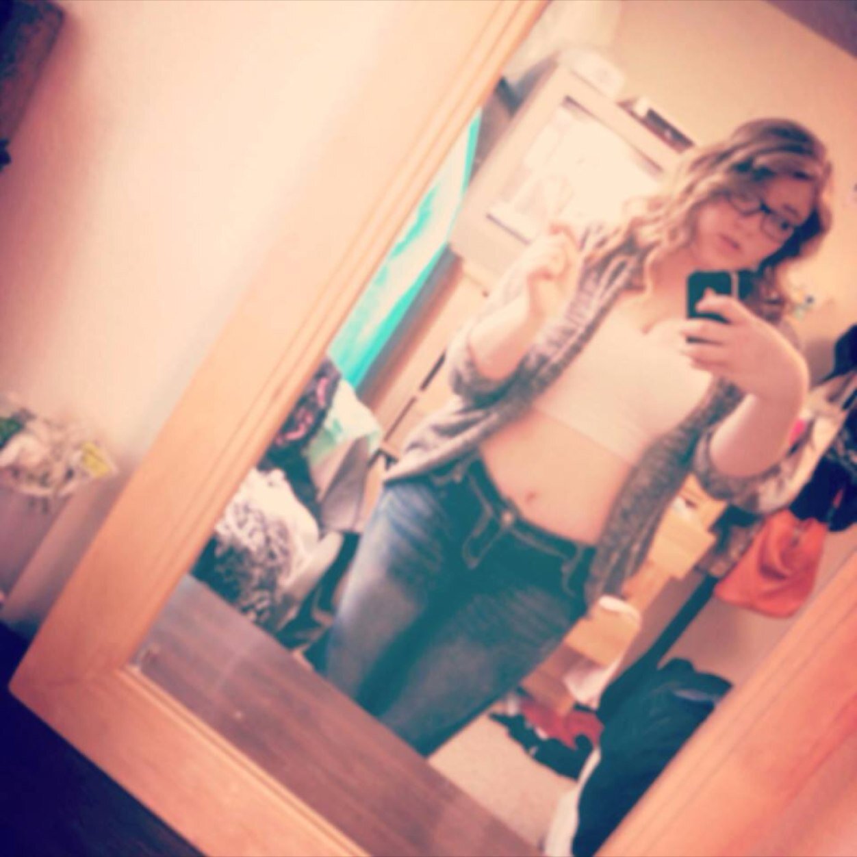 Snapchat: Caitlynn.26 
Instagram: caitlynn_farber
Kik: caitlynn_farber