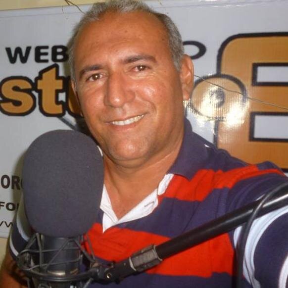 NARRADOR ESPORTIVO DA RÁDIO E YOUTUBE TOP 1 ,https://t.co/Mk4872CweJ APRESENTADOR DO PROGRAMA CONEXÃO MANHÃ  NA TOP 1 E FORROZÃO DA NOVA TIMBAÚBA FM 96.9