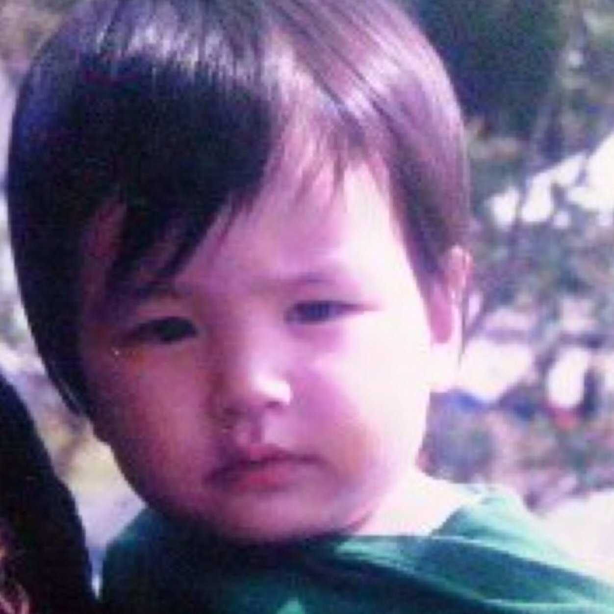 avobemae's profile picture. 山大 ピシッとする