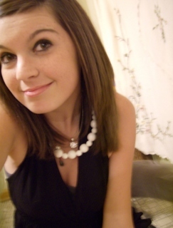 destintystar's profile picture. Christian stripper trying to leave that life to go to design school.