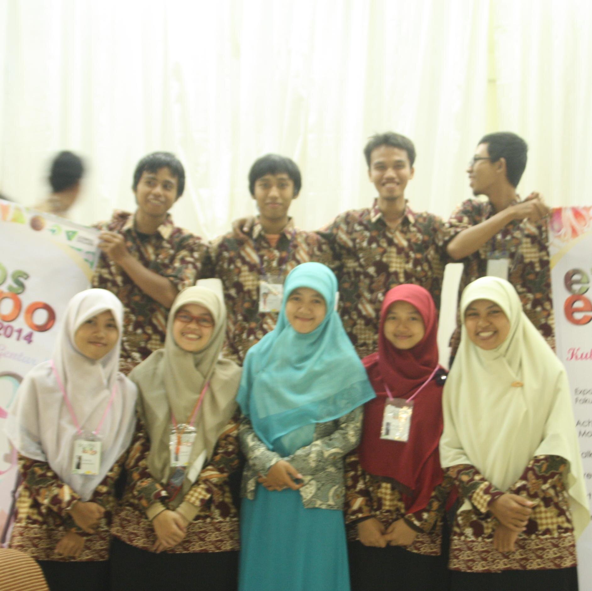 Sastra Nusantara FIB UGM '09/Presiden LEM FIB '12/Sekjen BEM KM UGM '13/Pendamping Beastudi Etos Yogyakarta_Negarawan Muda Belajar Merawat Indonesia..^^