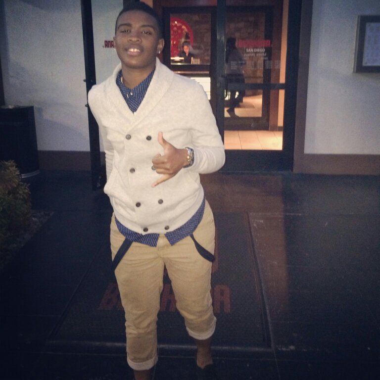 fuck all that bullshit. im single as fuuucccckkk 
navybound