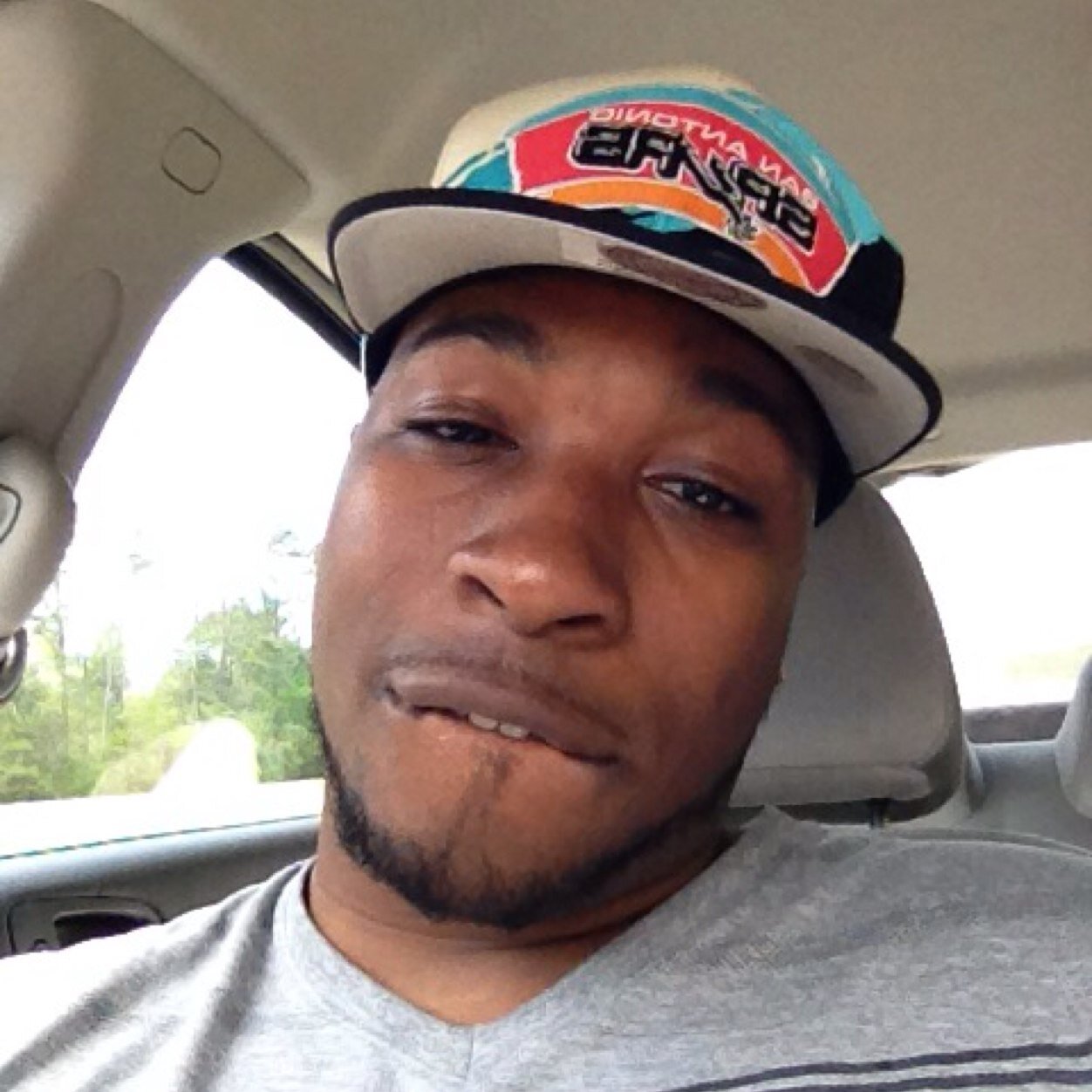 #Sports Finatic Sports Management Major # Business and Finance Minor #SMTTT #MGCCC Alumni #Saints #504 #LEBRON JAMES FAN #ATHLETE #chevy