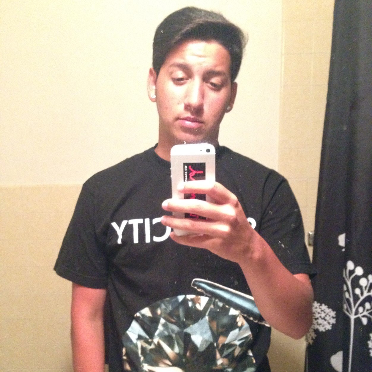 bballovnmom01's profile picture. 18, Single. Victor Valley College⚾️