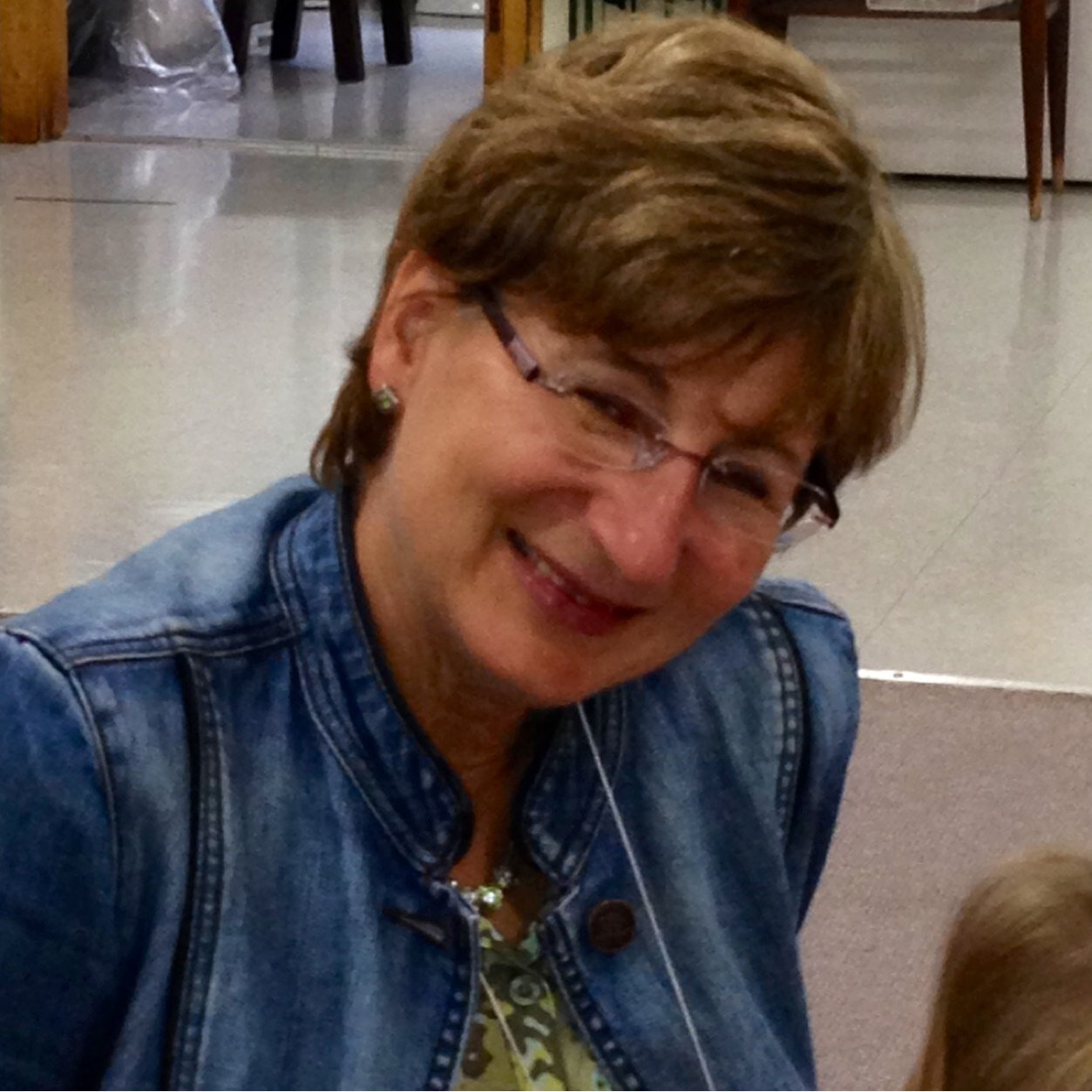 Joyce Parslow Profile