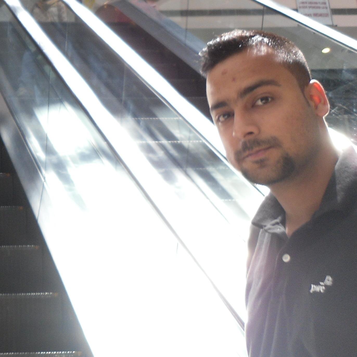 Abhi_Lonewolf's profile picture. 