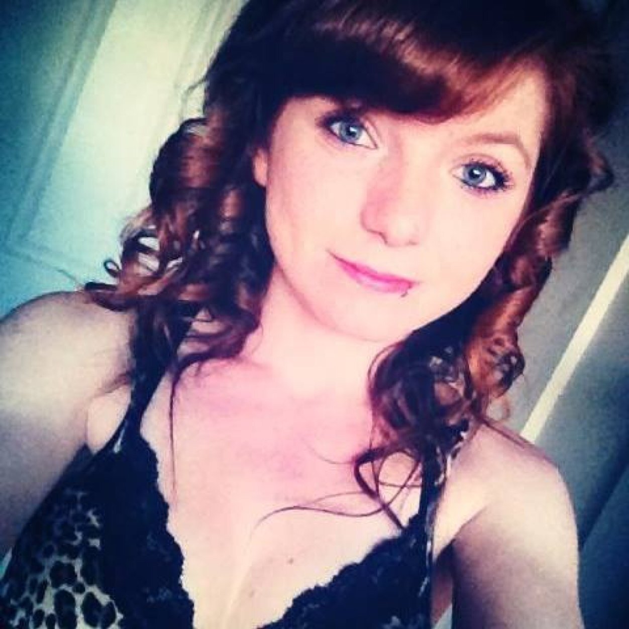 KoraNichole's profile picture. Im a sad lonely duckling that needs friends..