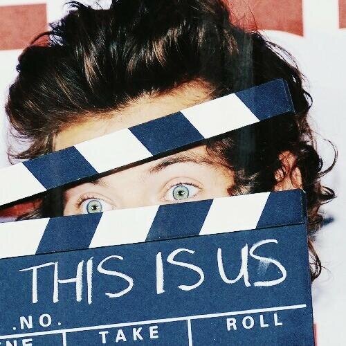 hello i am directioner, i love one direction, no importa tu fandom sigeme y te sigo
