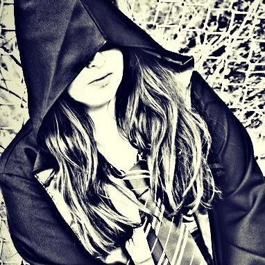 veysketh's profile picture. Knitting and hand-sewing addict, introvert, mental-health sufferer, disabled, autistic, crazy cat lady.