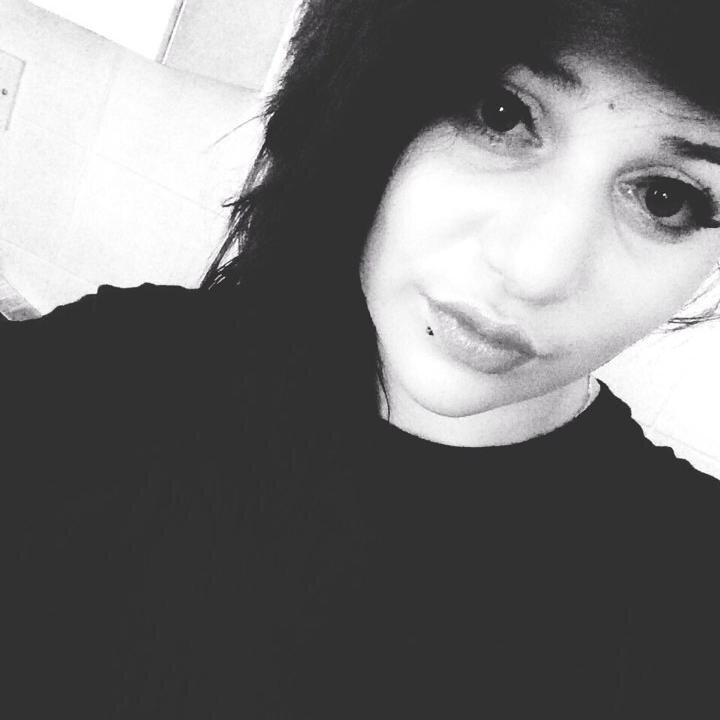 h4rib0_'s profile picture. I don't even know what to put here.