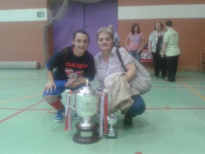 Jugadora del Atlético de Madrid Navalcarnero de primera división.       Paso a paso.... no concibo ninguna otra manera para lograr las cosas