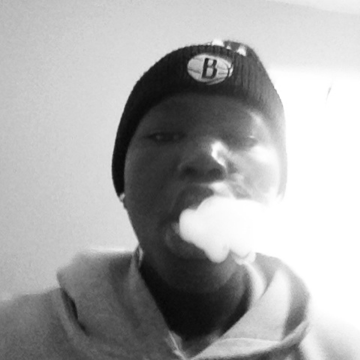 I'm a 15 year old rapper from the squad diamond flow gang #DFR