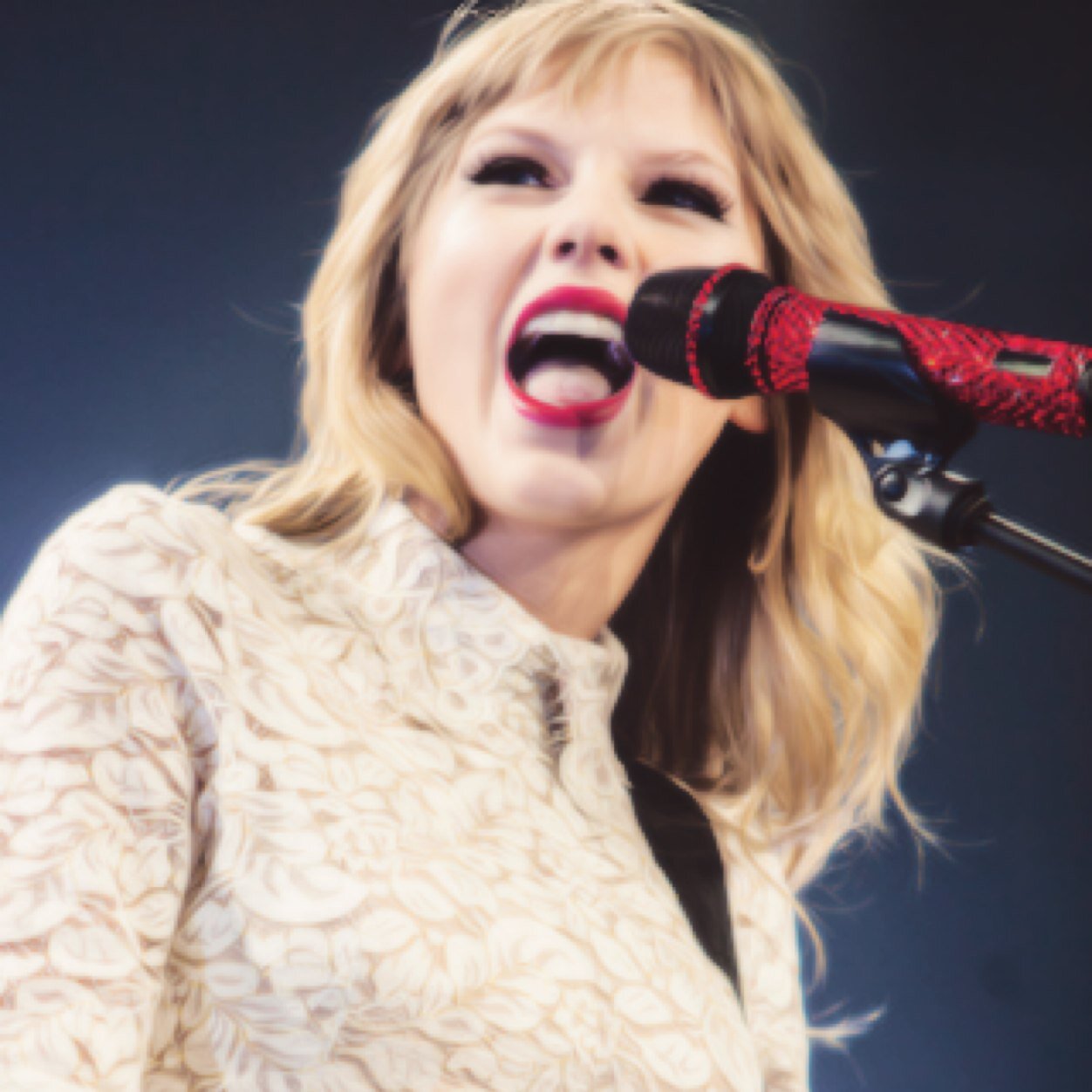 TSwizzleRI's profile picture. I don't have a boyfriend. I sit by myself and watch Law and Order