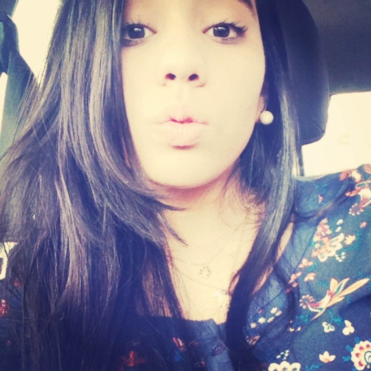 Que a felicidade vire rotina em nossa vida. ! 
http://t.co/X3i2dXfe6Y