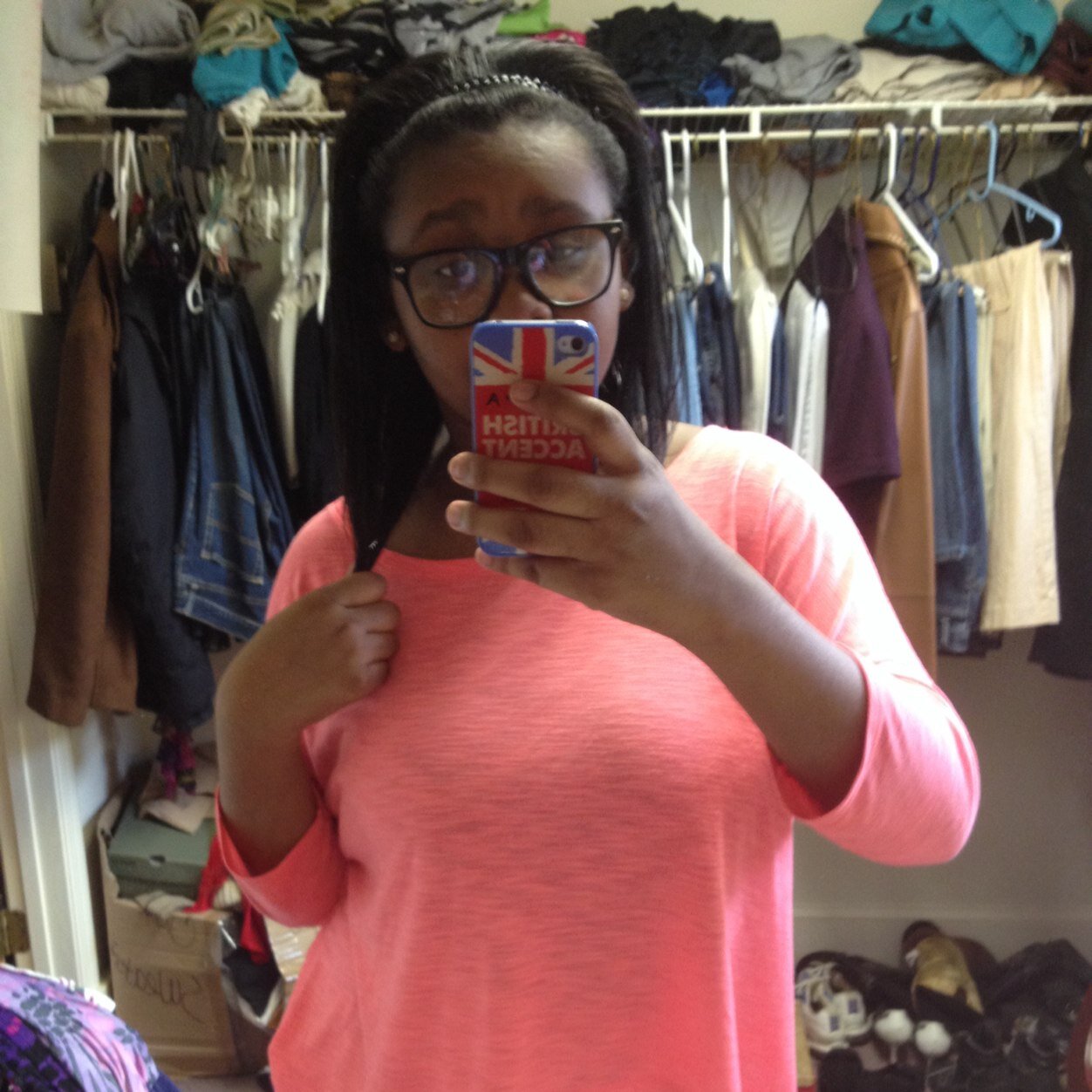 IyanaRiggins's profile picture. Im a huge girly girl i love clothes,shopping,fashion,teen magazines and all my friends!!!!!! 11yrs old ☝️☝️