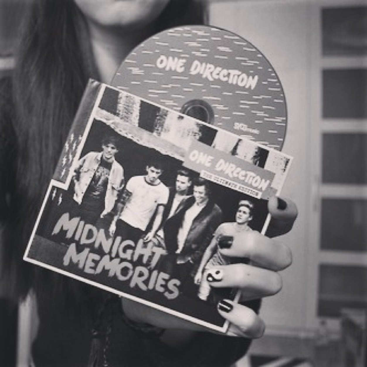 DIRECTIONER... mis cinco idiotas de las escaleras. DANCE DREAM Dont stop smiling :D