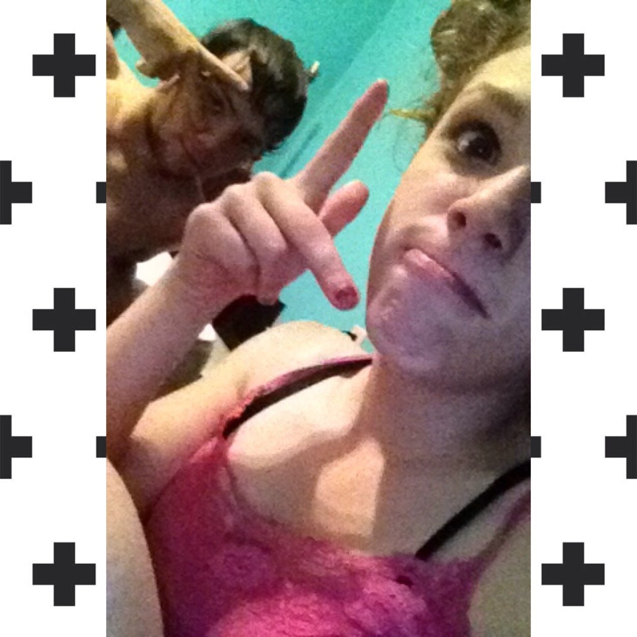 Edison. 13 years old.♡ Single for life.♡✞∞ Crushing thoe.♡∞