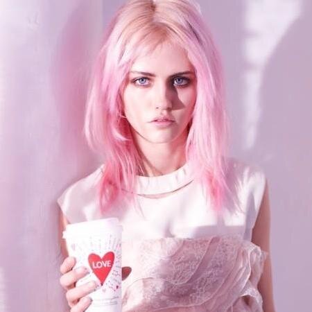 Chariclo Arganthone Cupid, call me CA for short. I'm the adoptive daughter of Eros. @iDexterCharming is cute. || #MonsterHigh #EverAfterHigh RP ||