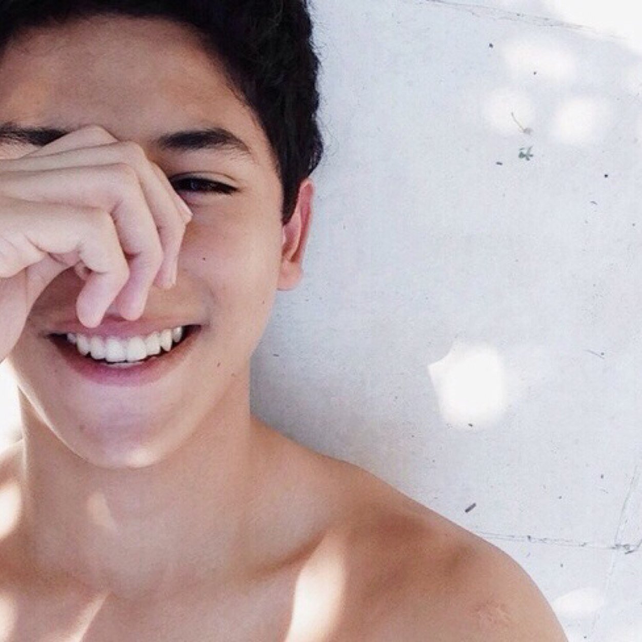 keepvibed's profile picture. Chill vibes ☼ weed ☼ cats