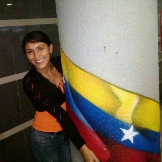 AMO a Jesús... porq' Él me amo primero. ....

https://t.co/uEgyitx48X