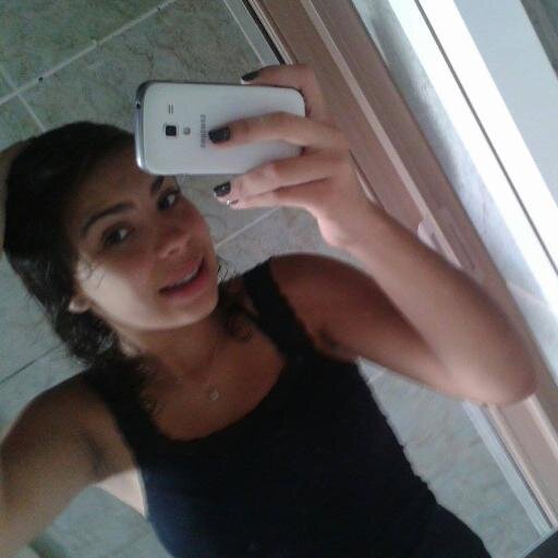 se hoje eu sou sem carinho e por causa de você (88''