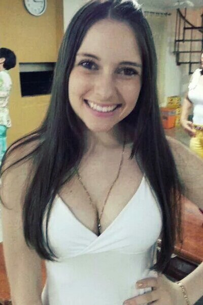 Prazer Michele Caroline Seidel, 20 anos, Universitaria em Direito Universidade positivo -Curitiba