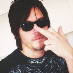 Potter_TARDIS's profile picture. free follow from @pxtercapaIdi bc you're fab.       Saving the @